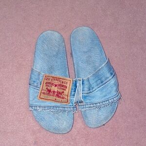 Levi's slides unisex